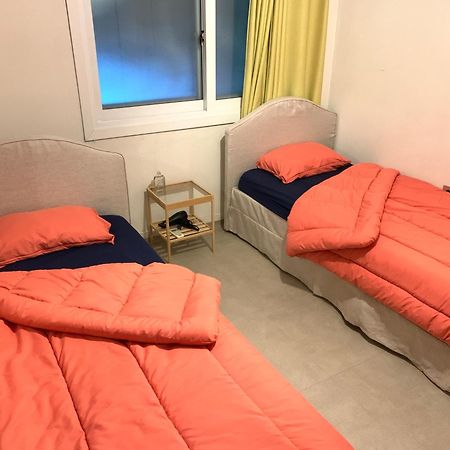 Lux Guesthouse Seoul Bagian luar foto