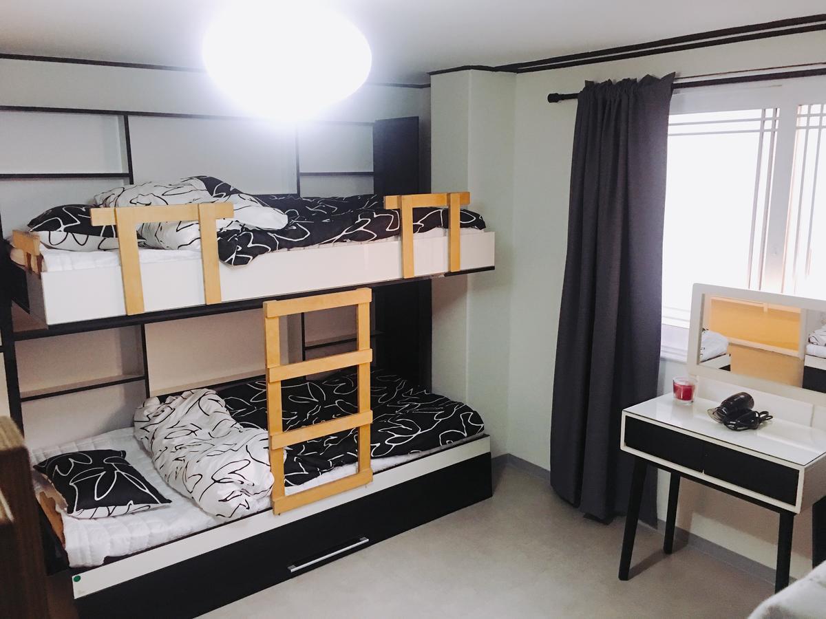 Lux Guesthouse Seoul Bagian luar foto