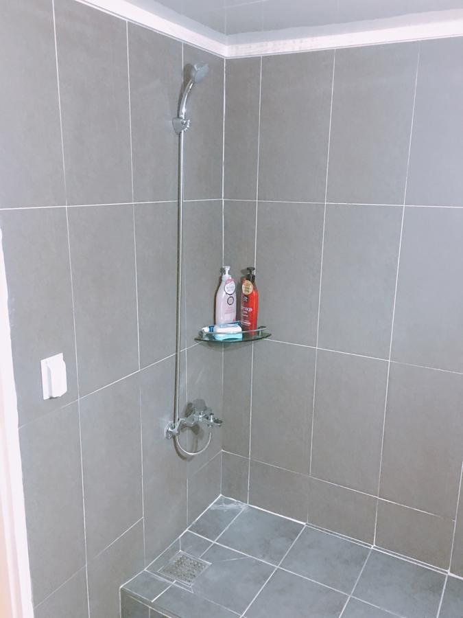 Lux Guesthouse Seoul Bagian luar foto